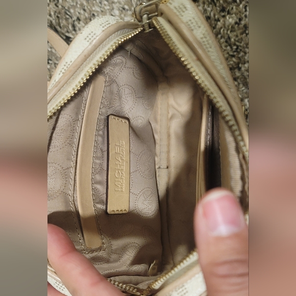 Michael Kors Jet Set Mini - Picture 4 of 9